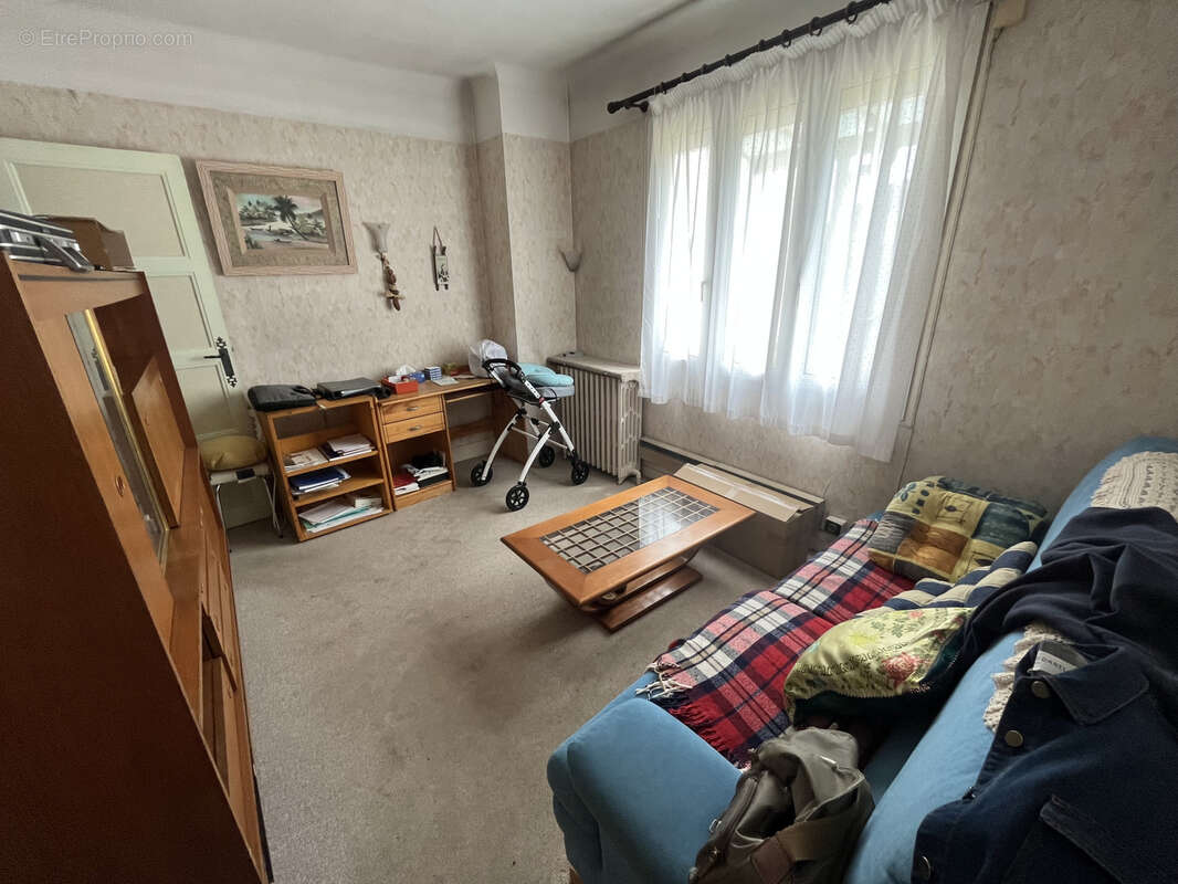 Maison à PARAY-VIEILLE-POSTE