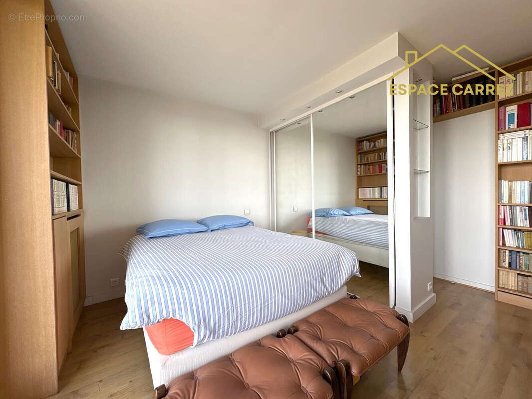 Appartement à LES LILAS