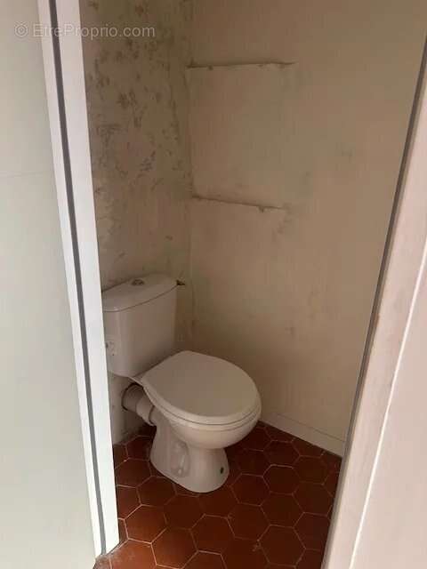 Appartement à COTIGNAC