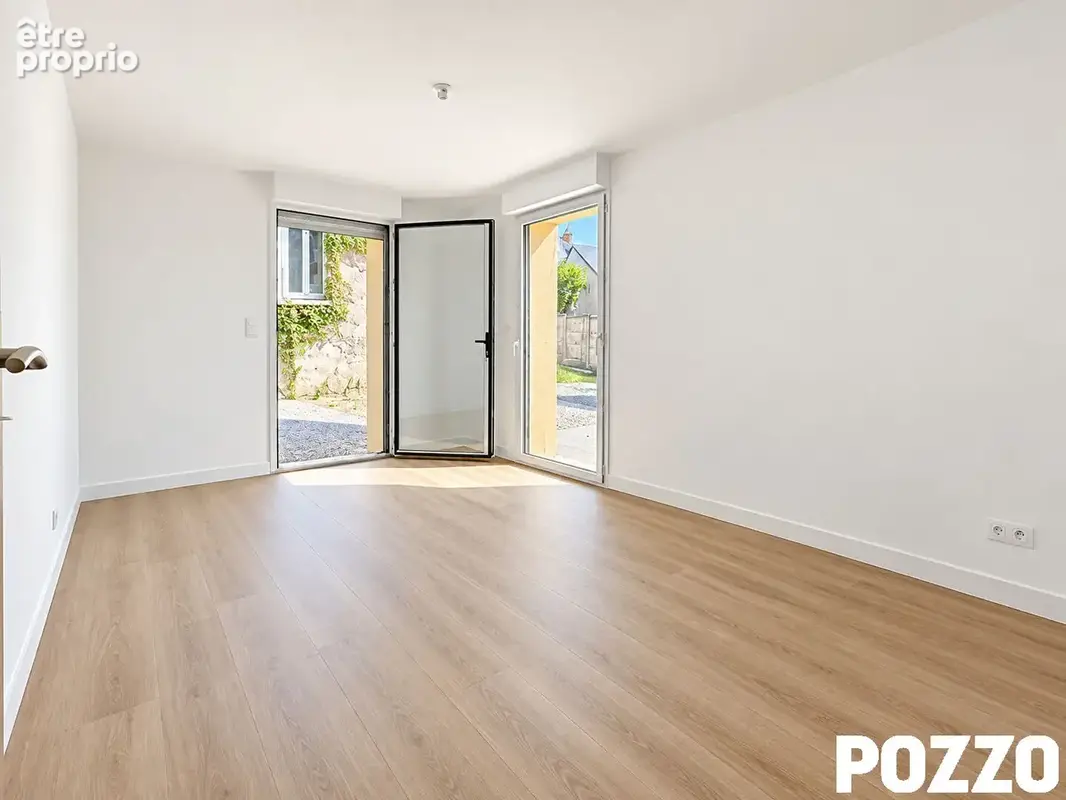 A Vendre - Avranches centre - Appartement rez-de-chaussée - 5 pièce(s) 137,64 m² - terrasse et parking - photo 8
