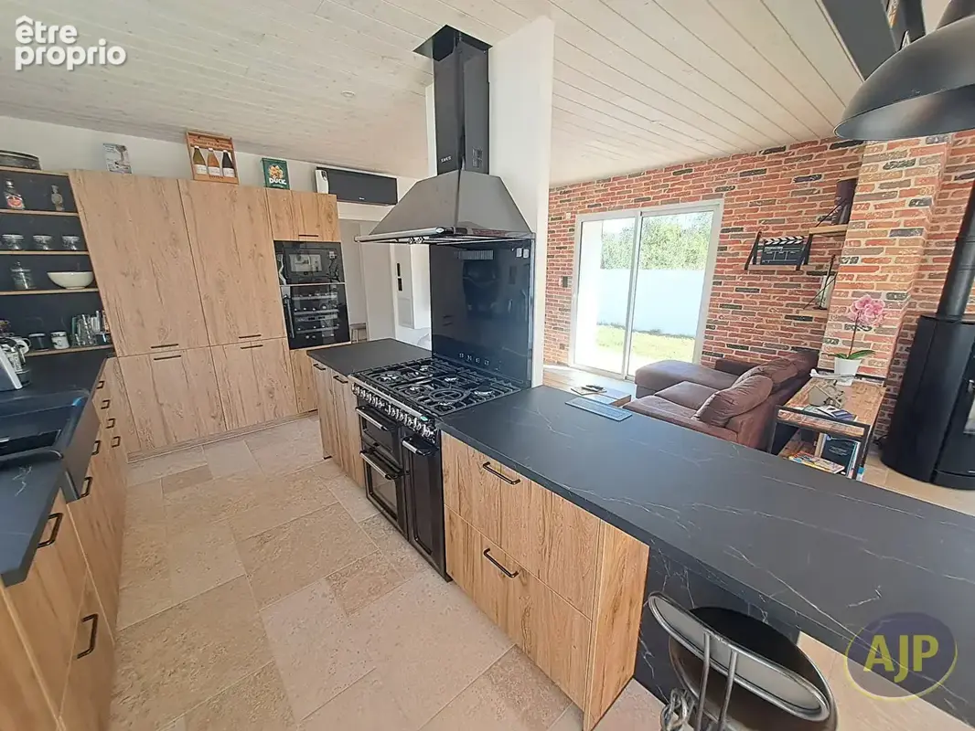 CHALLANS - Maison rénovée - photo 6