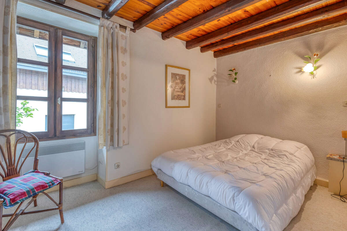 Maison à LA COMBE-DE-LANCEY