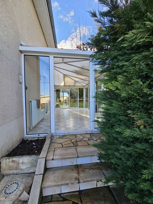 Maison à SEVREY