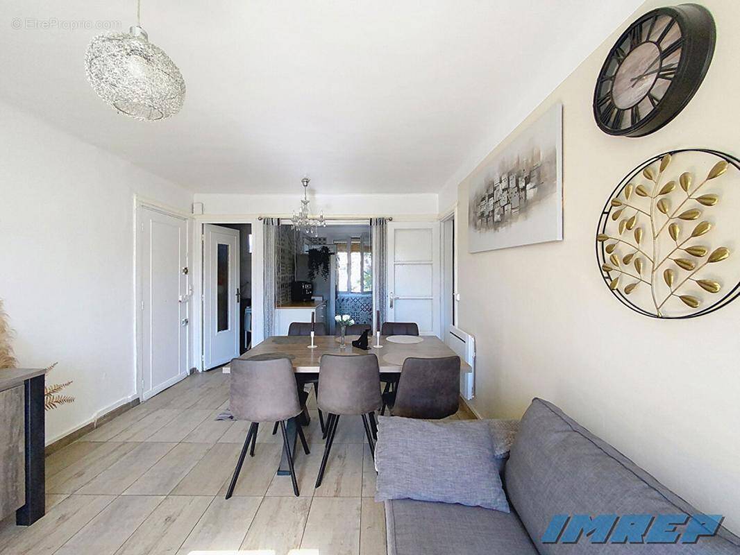 Appartement à MARSEILLE-9E