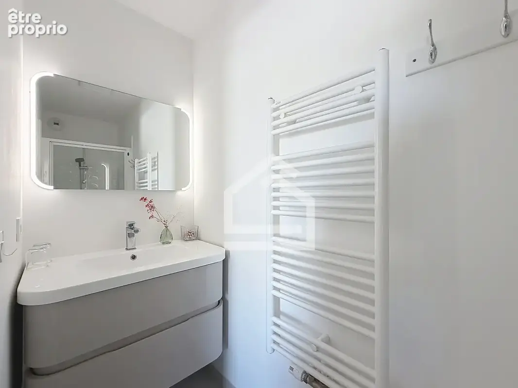 Appartement contemporain 4 pièces avec balcon au sein d'une résidence récente - photo 10