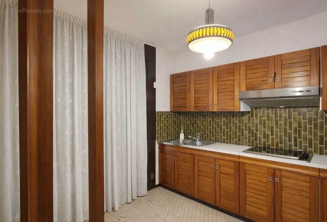 Appartement à MARSEILLE-12E