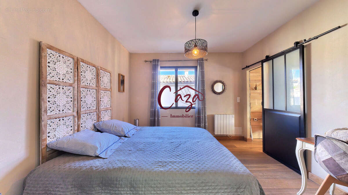 Maison à FARGUES-SAINT-HILAIRE