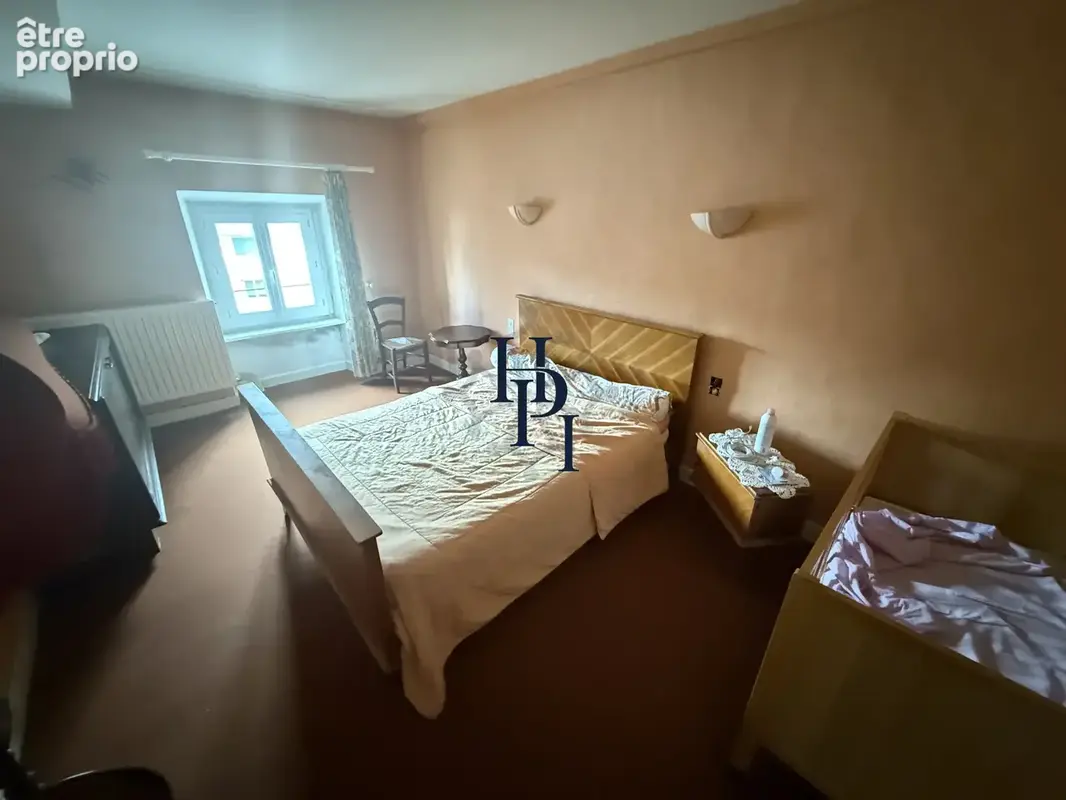 Vente immeuble avec fonds de commerce et deux appartements Lacaune - photo 15