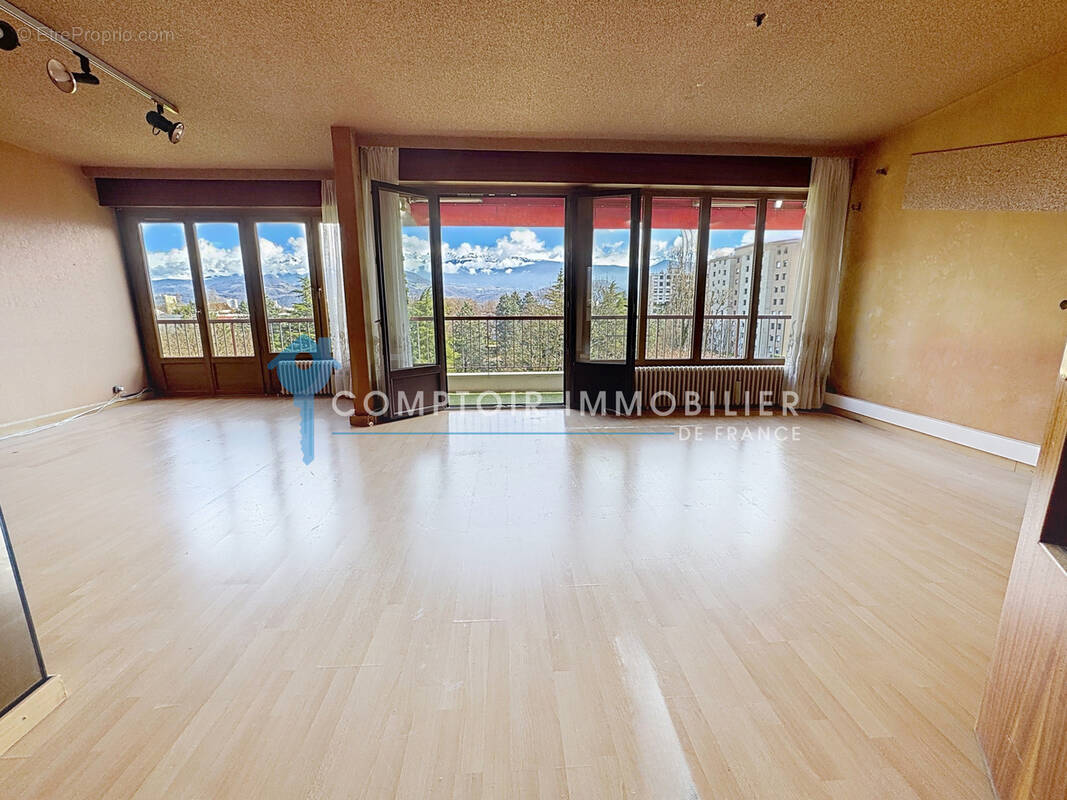Appartement à ECHIROLLES