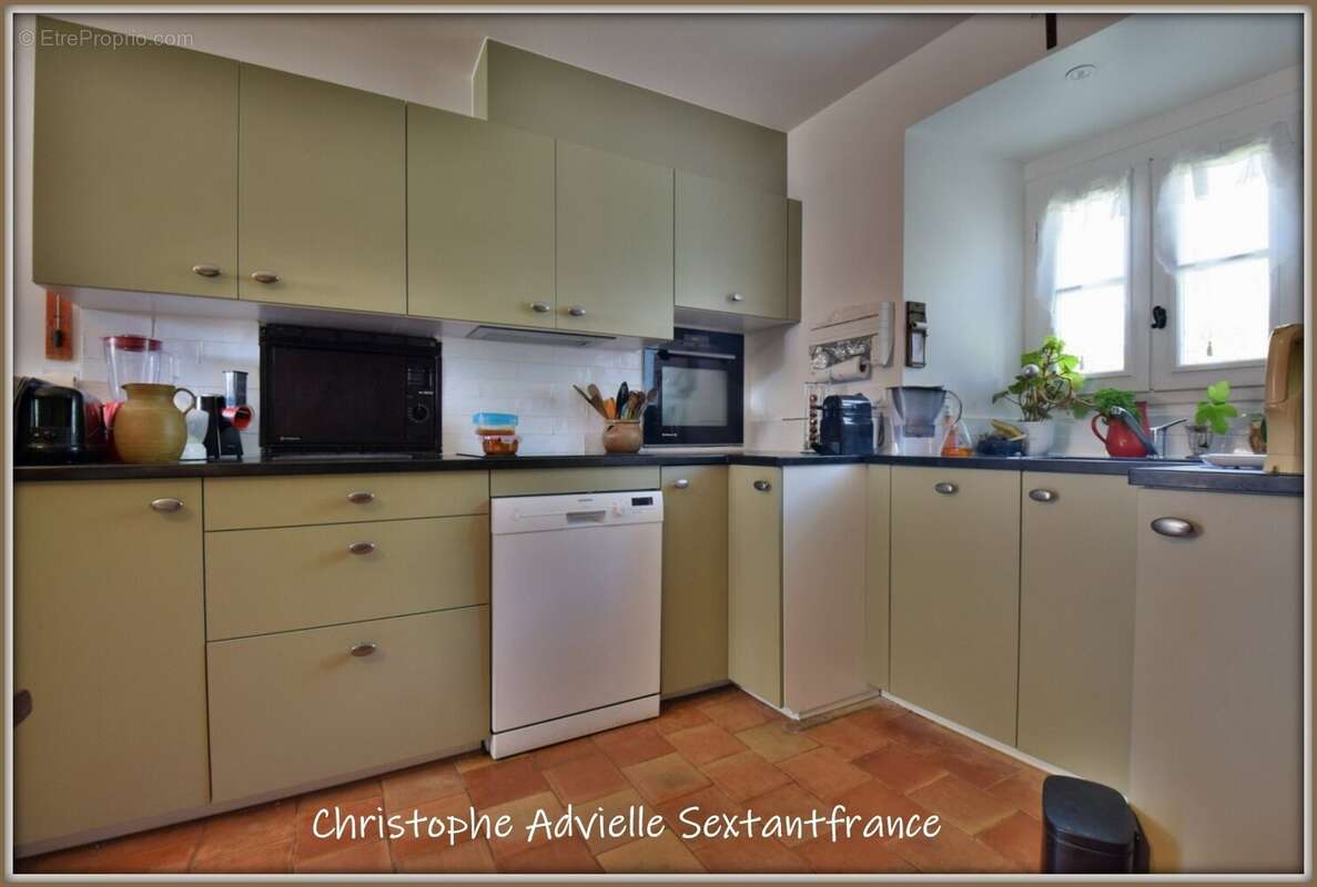 Domaine périgourdin de 400 M2 habitables sur 12 ha de parc avec pisicne - photo 8