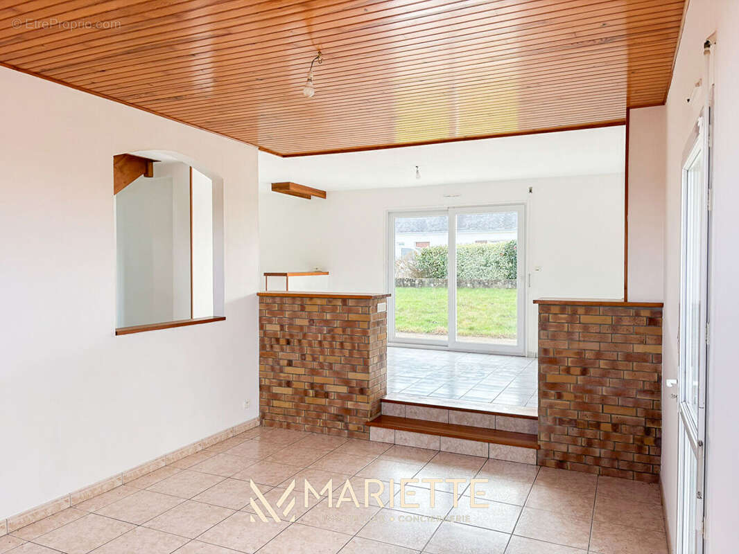 "COSTEL" Entre commerces et plages - Maison avec garage sur terrain clos - photo 3
