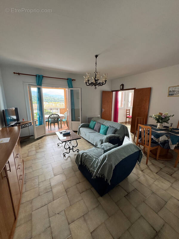 Appartement à CORTE