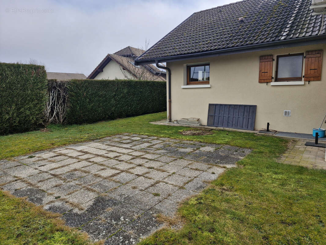 Appartement à ALLINGES