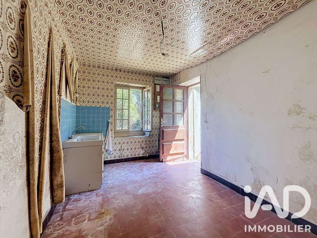 Maison 72 m² à Brosses  - photo 4