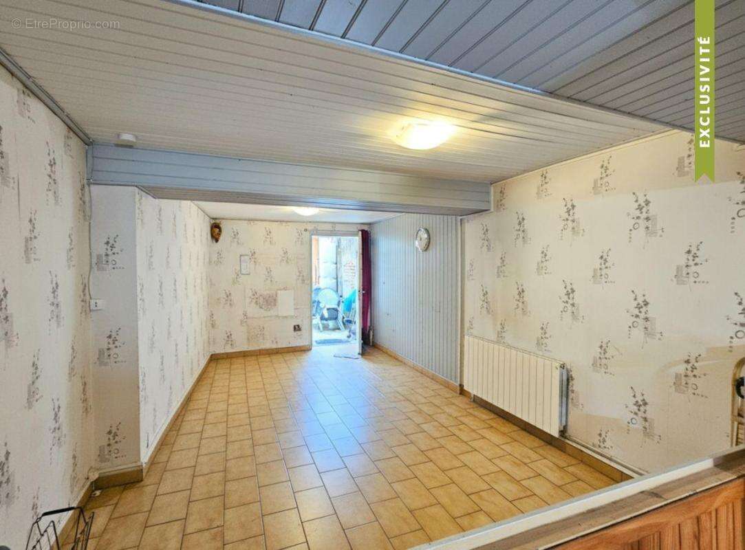 Maison 80 m² à Clairac  - photo 4