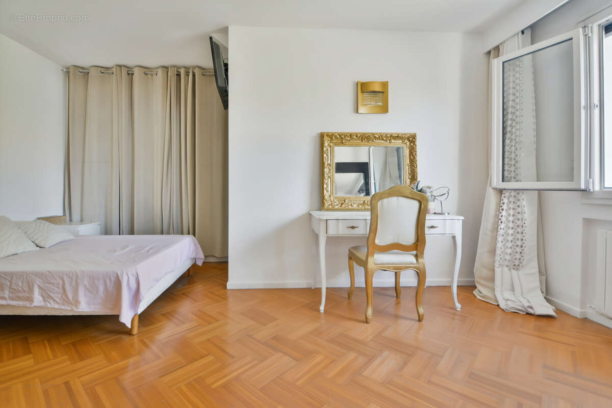Maison à VILLEURBANNE