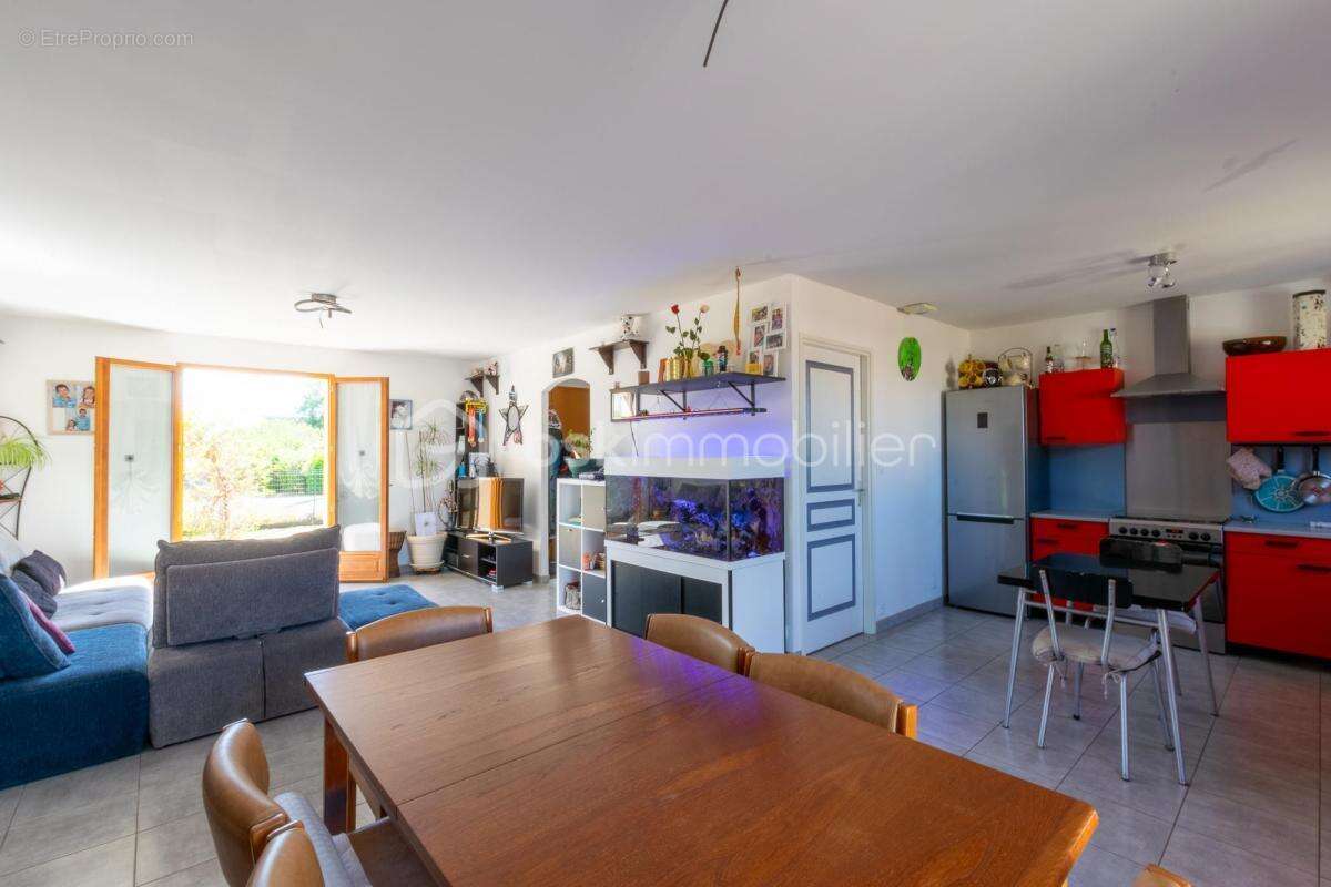 Maison 99 m² à Dampierre-En-Burly  - photo 5