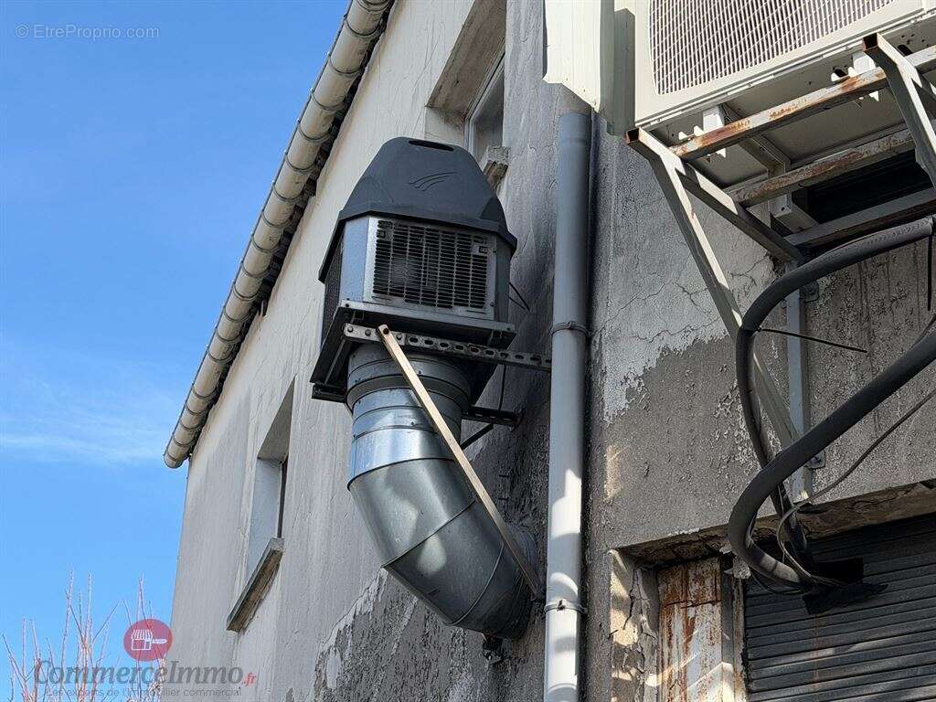 Commerce à LA COURNEUVE