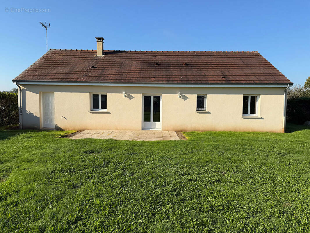 Maison à GANNAY-SUR-LOIRE