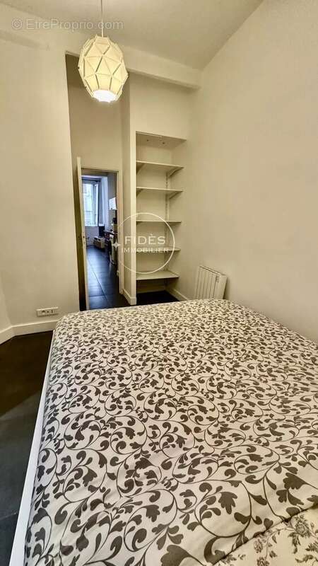 Appartement à MARSEILLE-2E