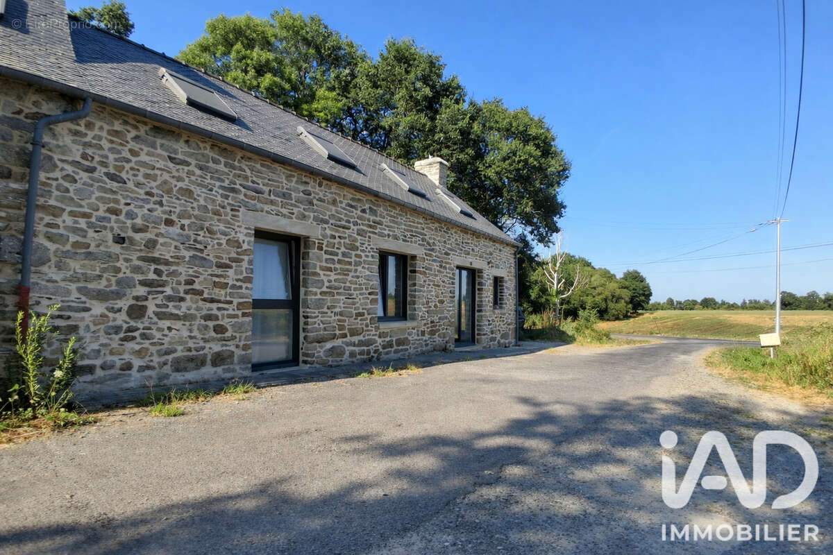 Maison 117 m² à Peillac  - photo 3