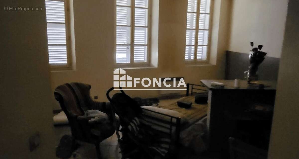 Appartement à MARSEILLE-1E