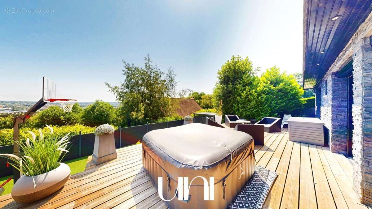 Maison à SAINT-ARNOULT