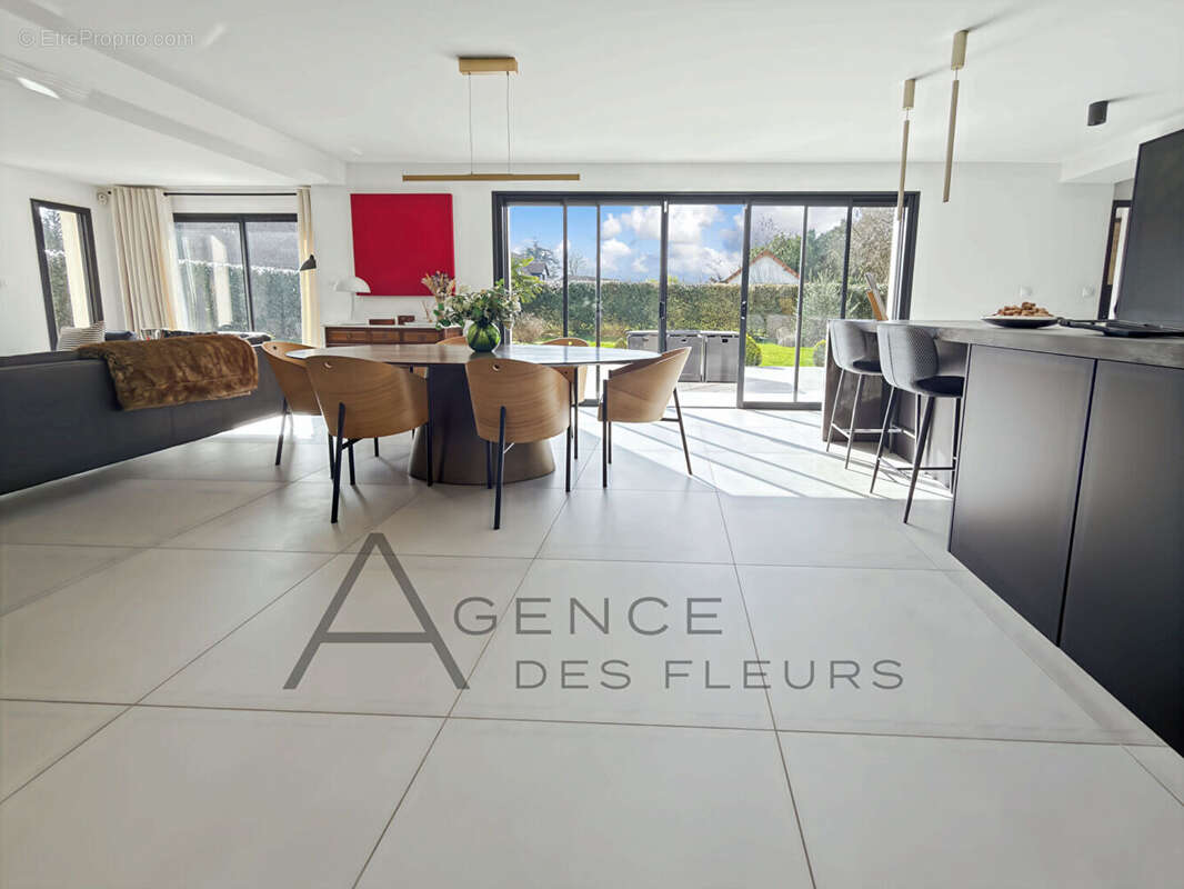 Maison à LA LONDE