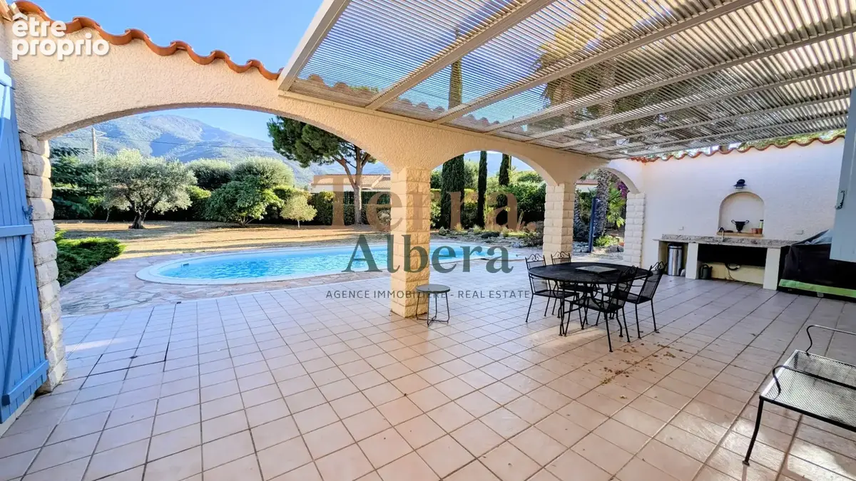 Laroque-des-Albères — Villa de standing, piscine et appartement indépendant - photo 19