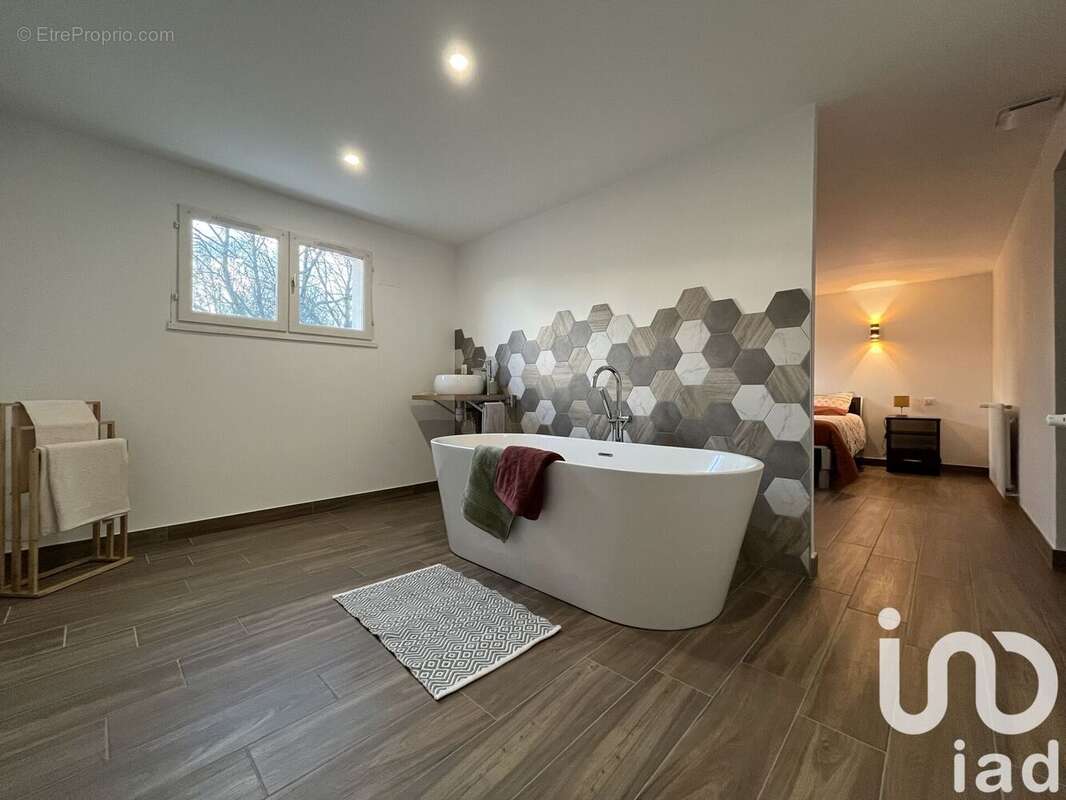 Photo 4 - Maison à SAINT-HILAIRE-DES-LOGES