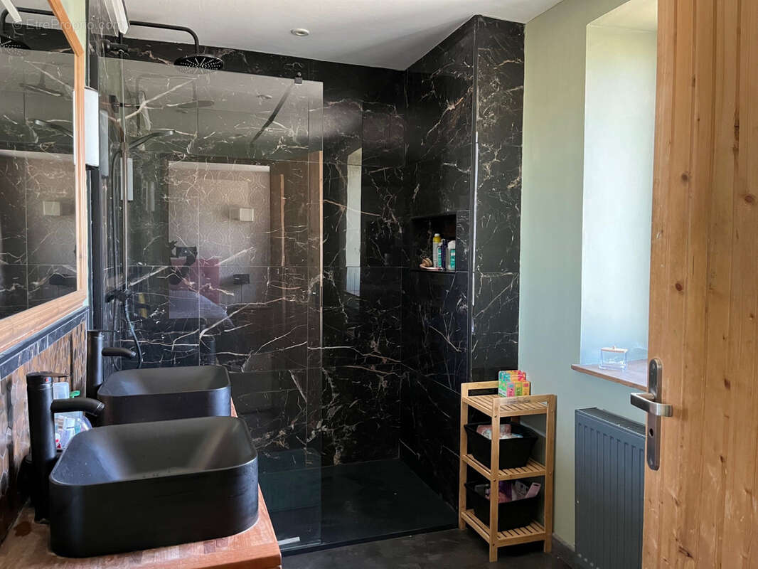 Maison à COUSSAC-BONNEVAL