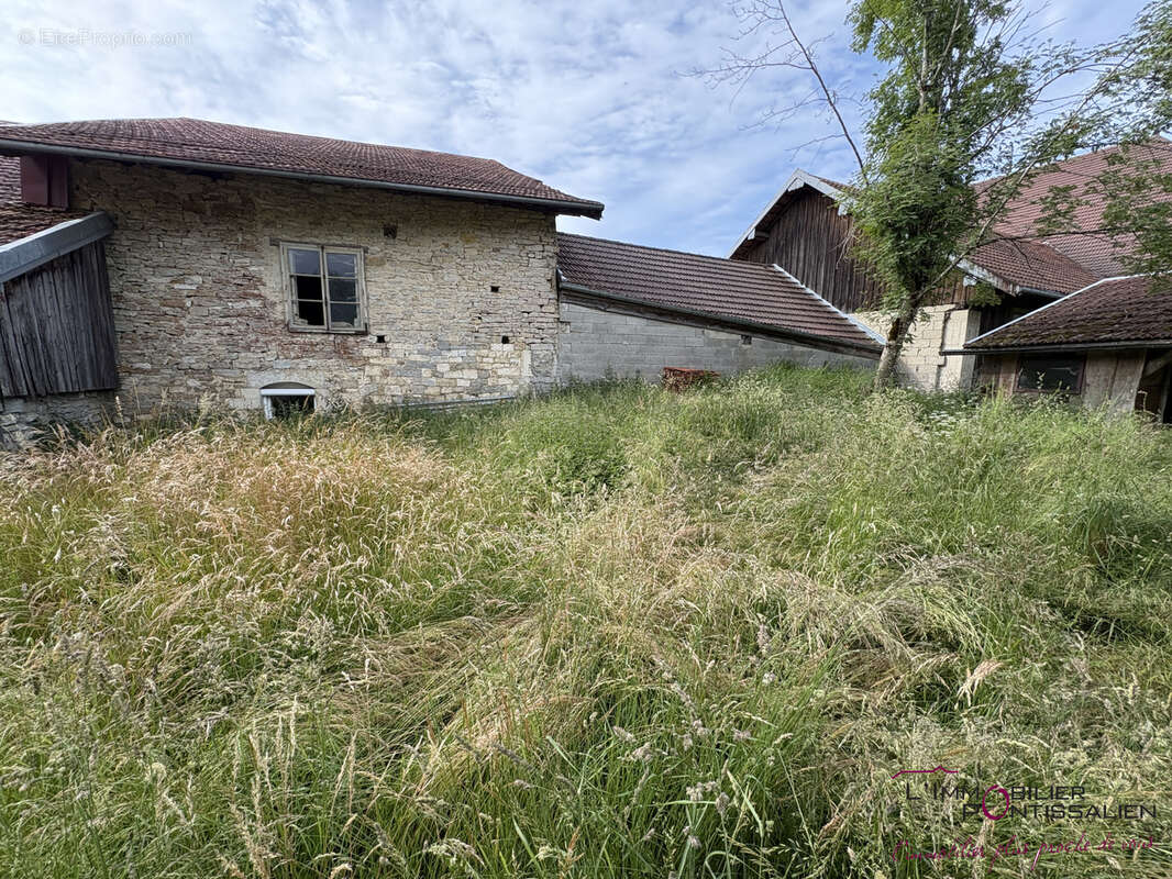Maison à EVILLERS