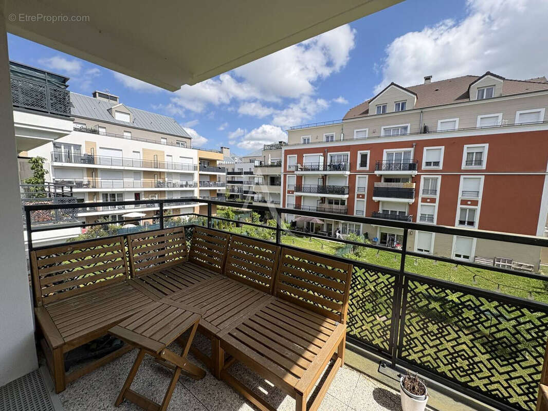 Appartement à OZOIR-LA-FERRIERE