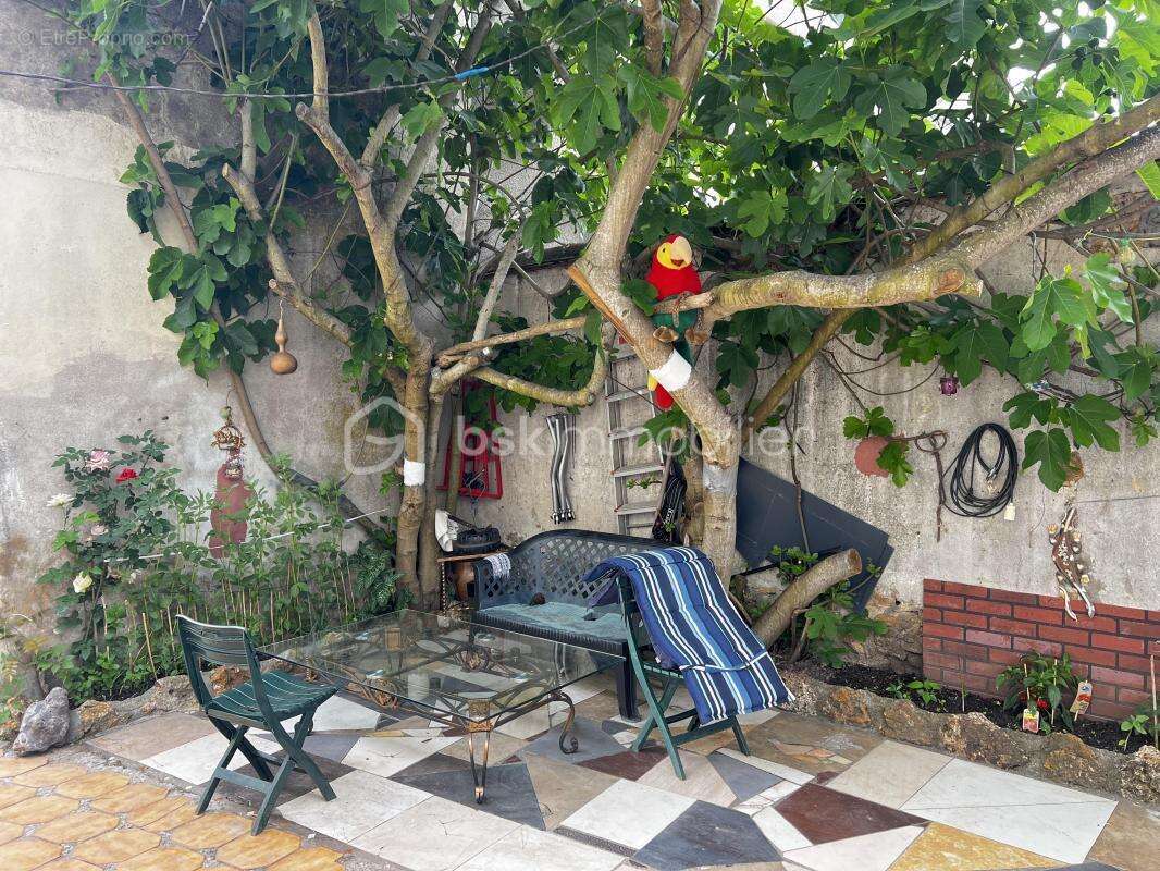 Appartement à MOUROUX