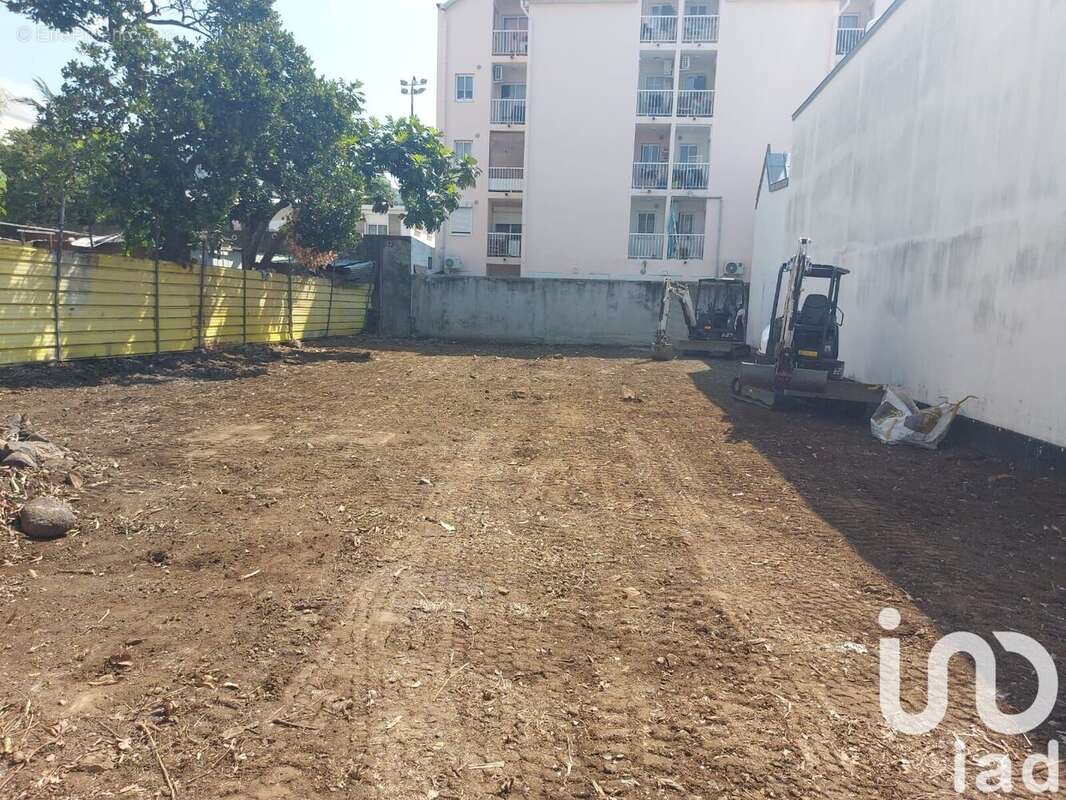 Photo 9 - Terrain à SAINT-DENIS