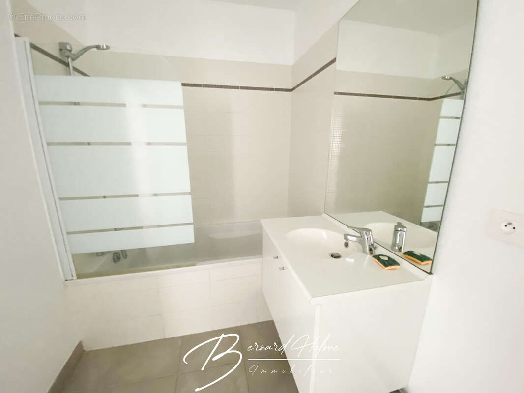 Appartement à MARSEILLE-8E