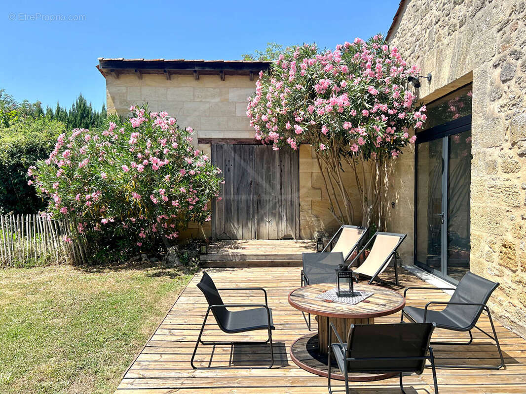 Un domaine secret d'exception aux portes de Bordeaux et de Saint-Emilion - photo 13
