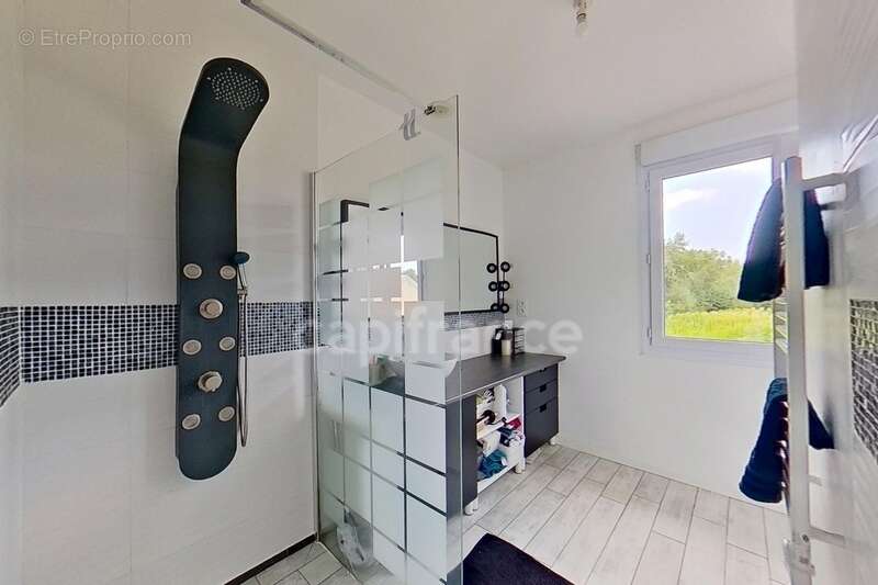 Maison à SAINT-AGATHON