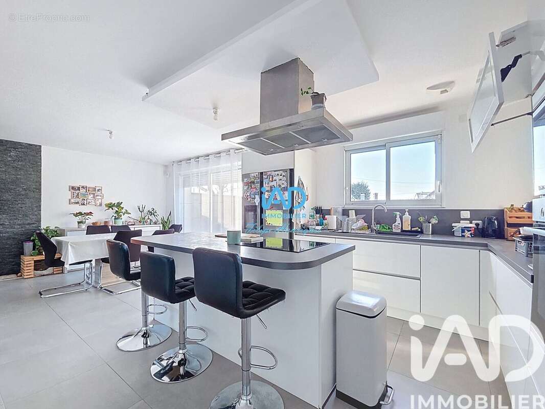 Photo 4 - Maison à FAVIERES