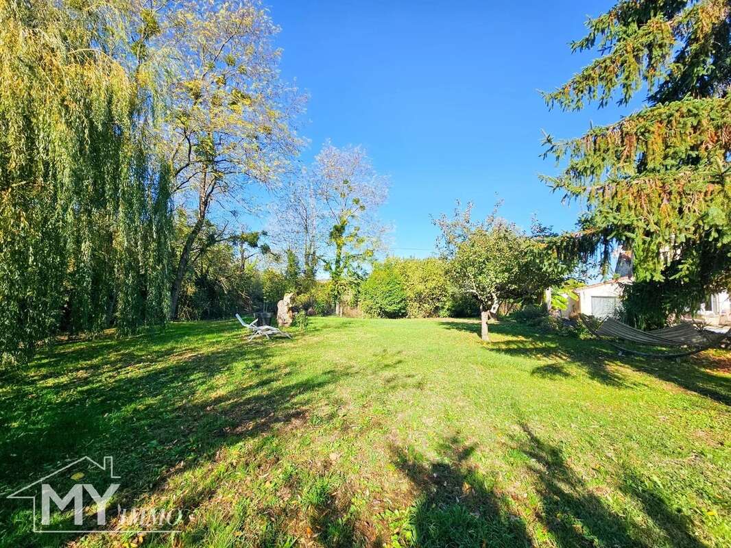 Maison à SAINT-AVIT-SAINT-NAZAIRE