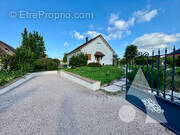 Maison à CHARMONT-SOUS-BARBUISE