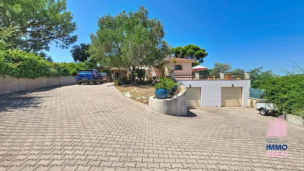 Maison 133 m² à La Seyne-Sur-Mer  - photo 7