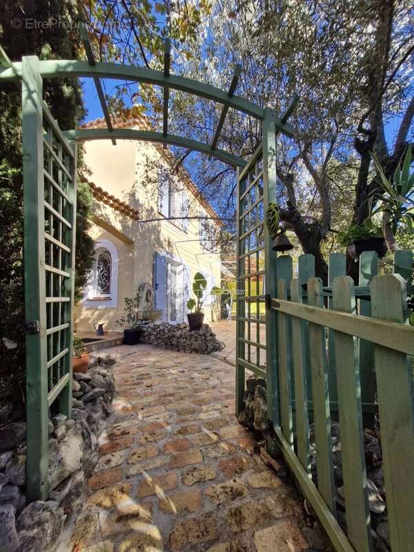 Maison à BROUZET-LES-ALES