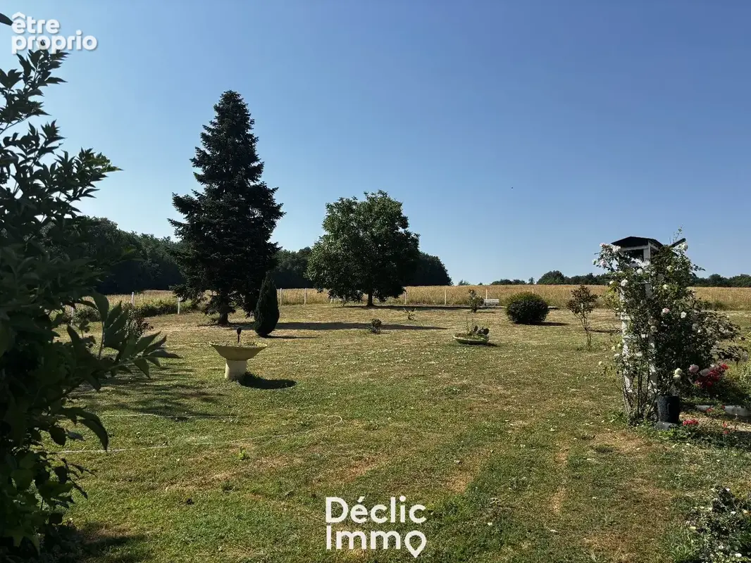 Maison individuelle avec piscine et 7 000 m² de terrain  Candes-Saint-Martin (37500) - photo 7