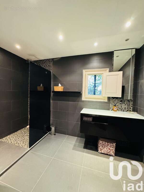 Photo 9 - Maison à LIMONEST