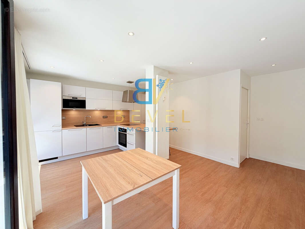Appartement à SAINT-JEAN-DE-MAURIENNE