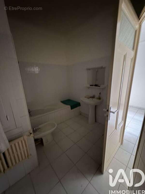 Photo 7 - Appartement à MARSEILLE-8E