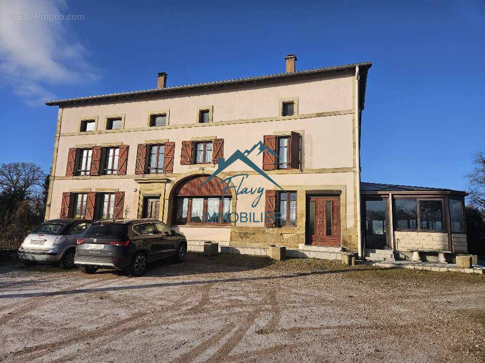 Maison à GIRECOURT-SUR-DURBION