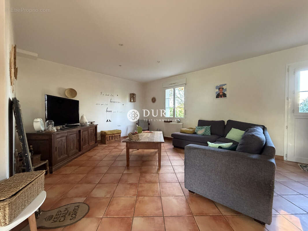 Maison à LA BOISSIERE-DE-MONTAIGU