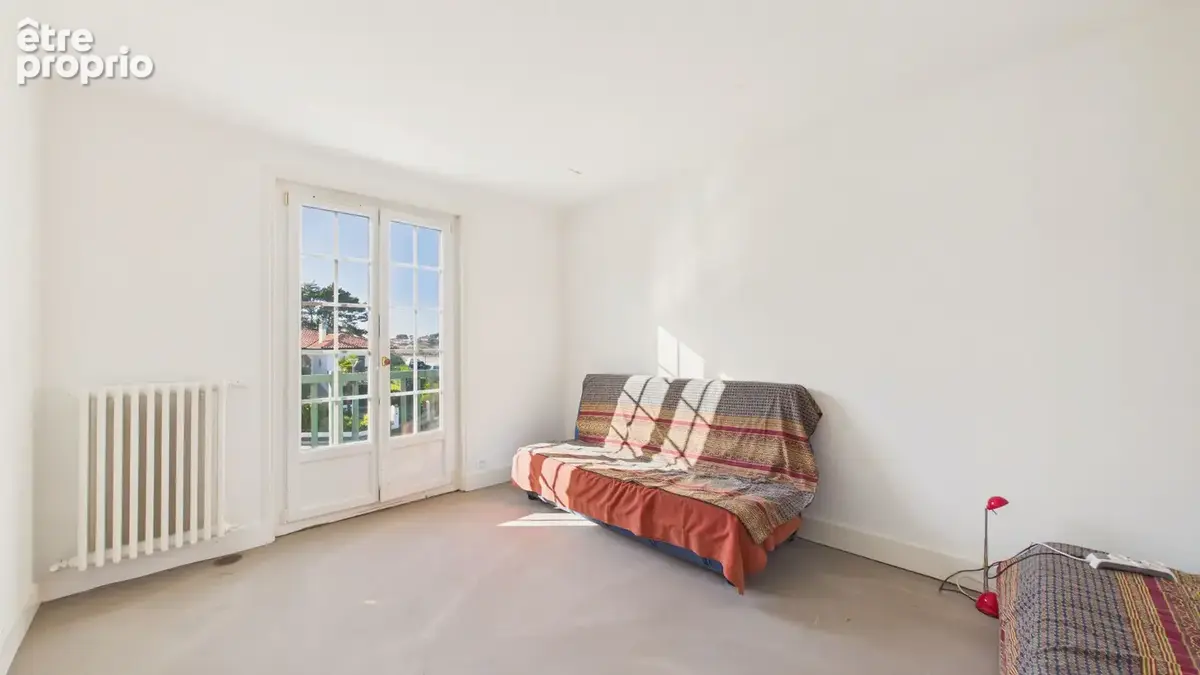 Front de mer Ciboure, plage de Socoa, appartement 80 m2 à réinventer - balcons, véranda, garage - photo 10